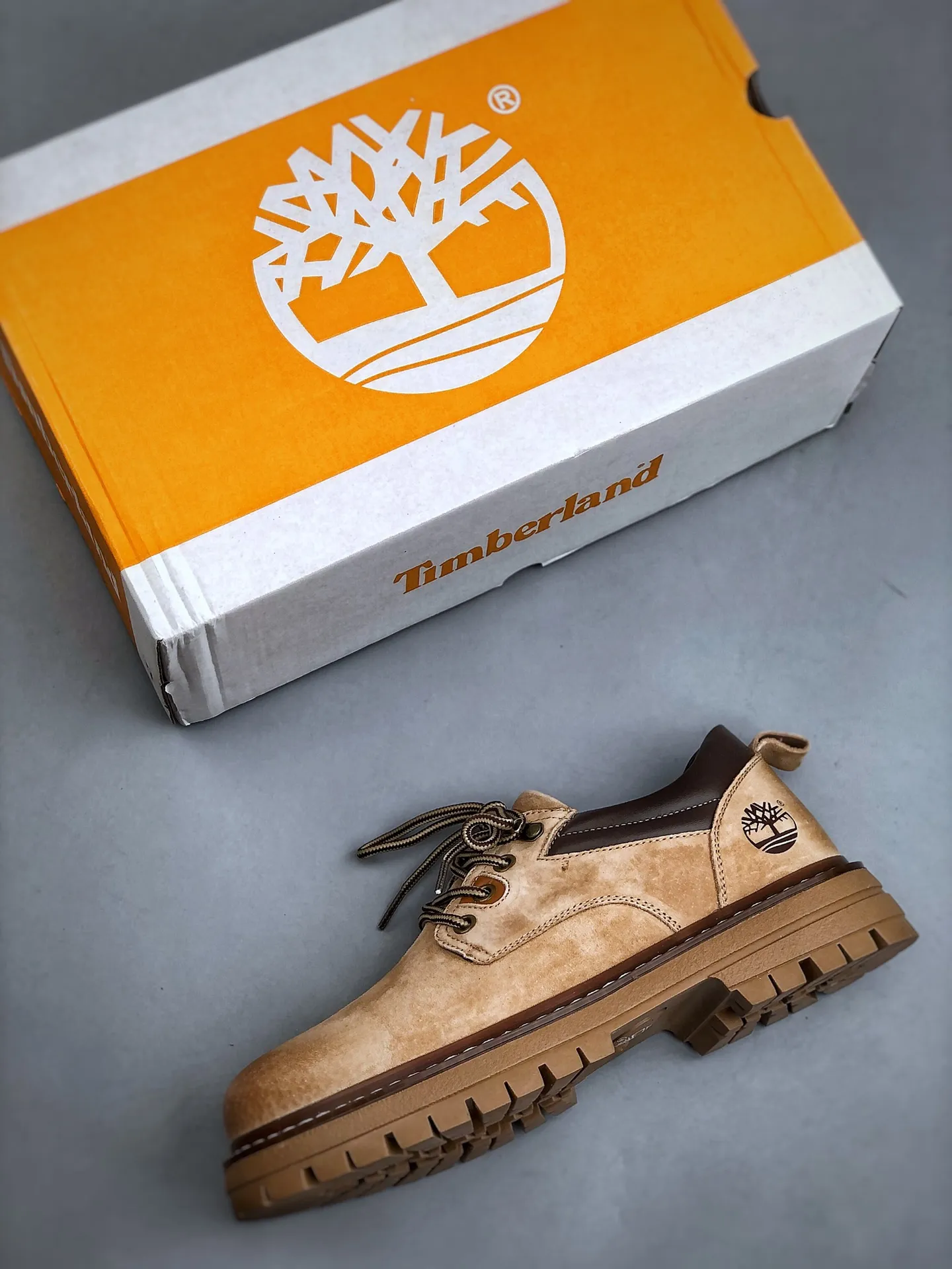 Local pick-up💰520 supports store release. New goods🚀#Timberland Timberland/Timberland classic outdoor low-top work casual shoes. Classic re-creation. Brand new upgrade. Guangdong factory quality. Original box and original packaging. The fabric is made of Italian 🇮🇹 top matte cowhide. It is paired with anti-odor and anti-corrosion genuine leather latex insoles to give you a perfect wearing experience. High-quality and durable. A must-have for sportsmen. Specialized in treating those who are not handsome. High quality and first-class feel. Exclusive supply. Size: 39-44 (one size larger)